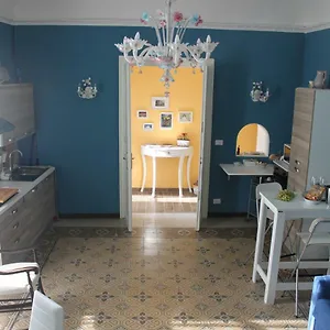  Apartment Dimore De La Rosa Italy